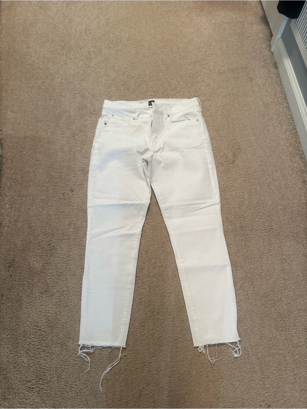 GAP White Skinny Jeans Raw Hem | Size 29 | Stretch Denim